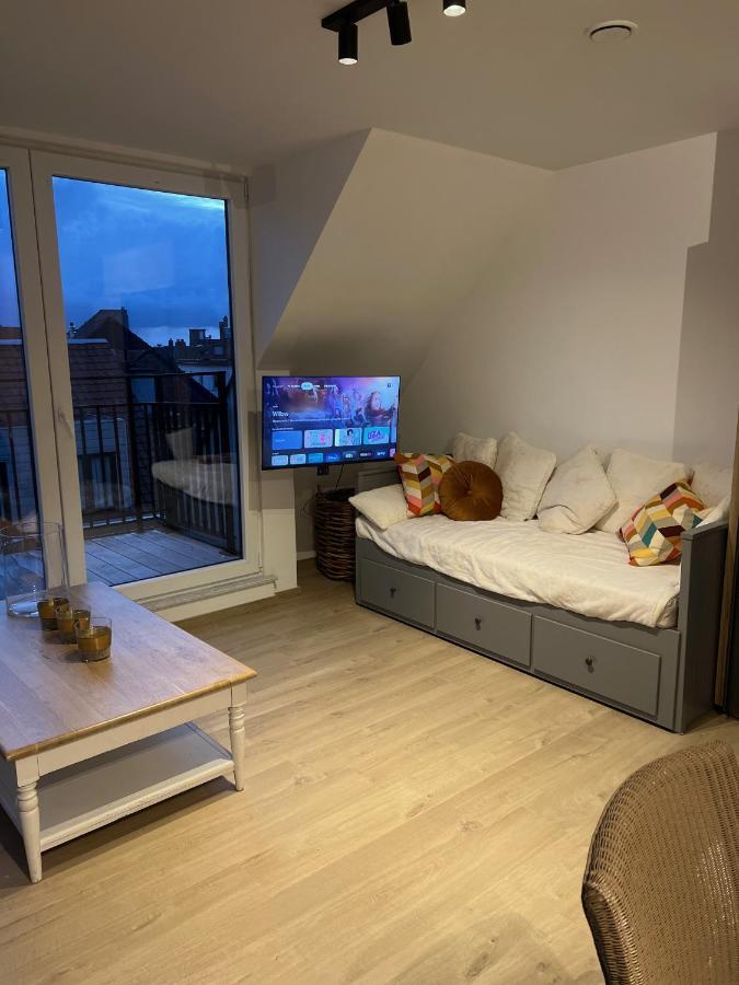 Apartamento Viki'S Penthousje Blankenberge Exterior foto